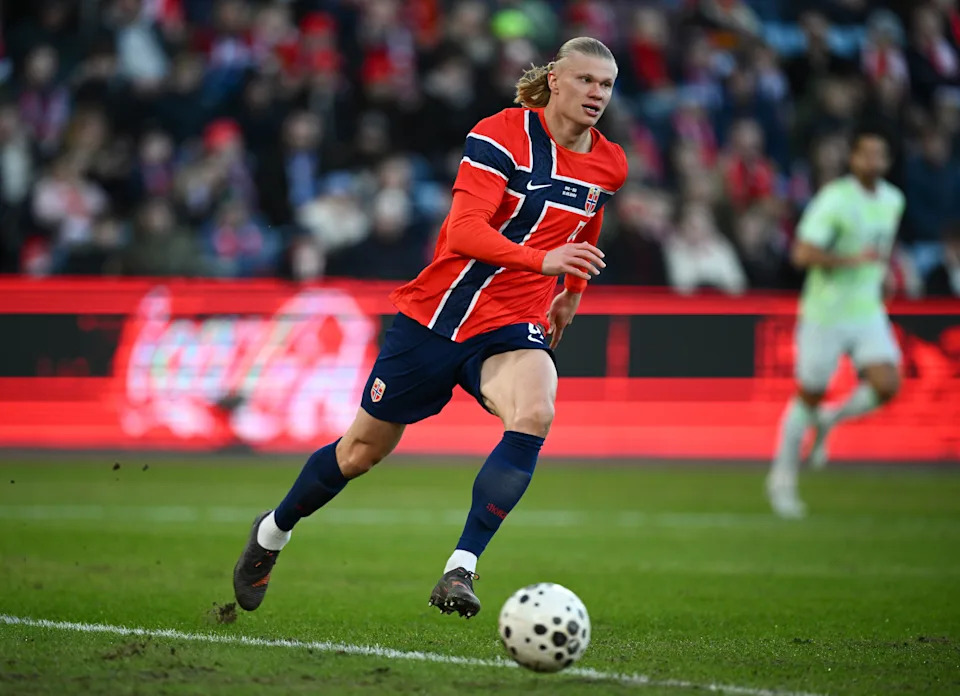 OSLO, NORWAY - MARCH 31: Erling Haaland of Norway in action during the international friendly match between Norway and Switzerland at Ullevaal Stadion on March 31, 2026 in Oslo, Norway. (Photo by Stuart Franklin/Getty Images)