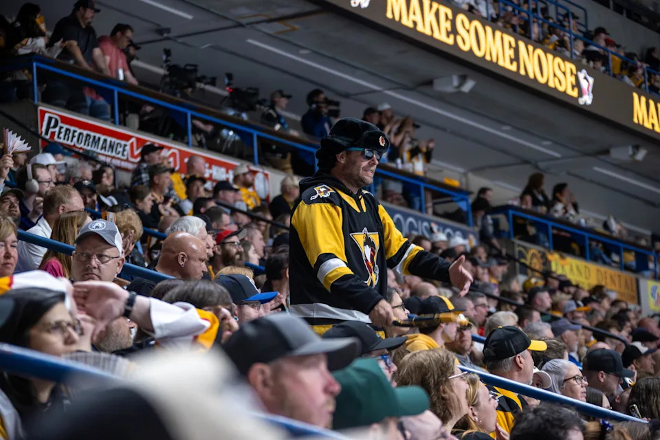 AHL Notebook: Wilkes-Barre Scranton’s Embarrassing Playoff Attendance, Coaches On The Move, TJ Hughes & More