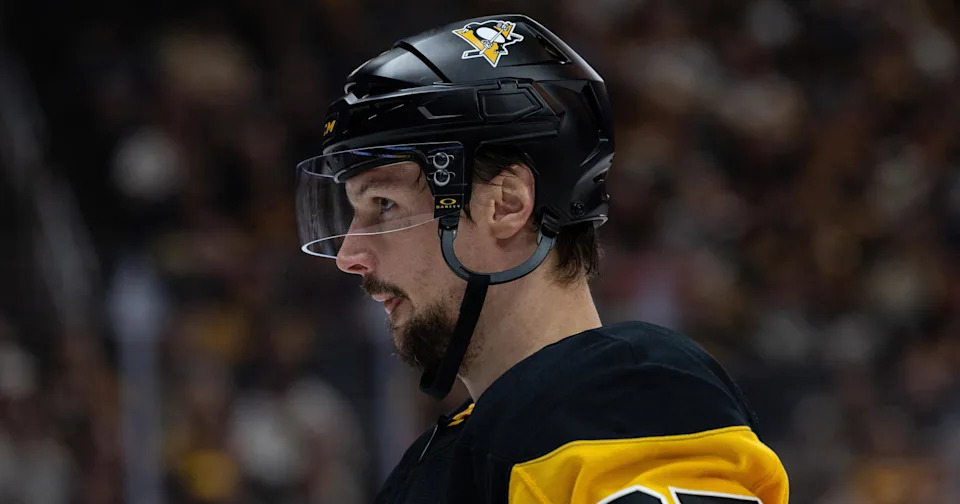 Does Erik Karlsson Extension Make Sense For Penguins?