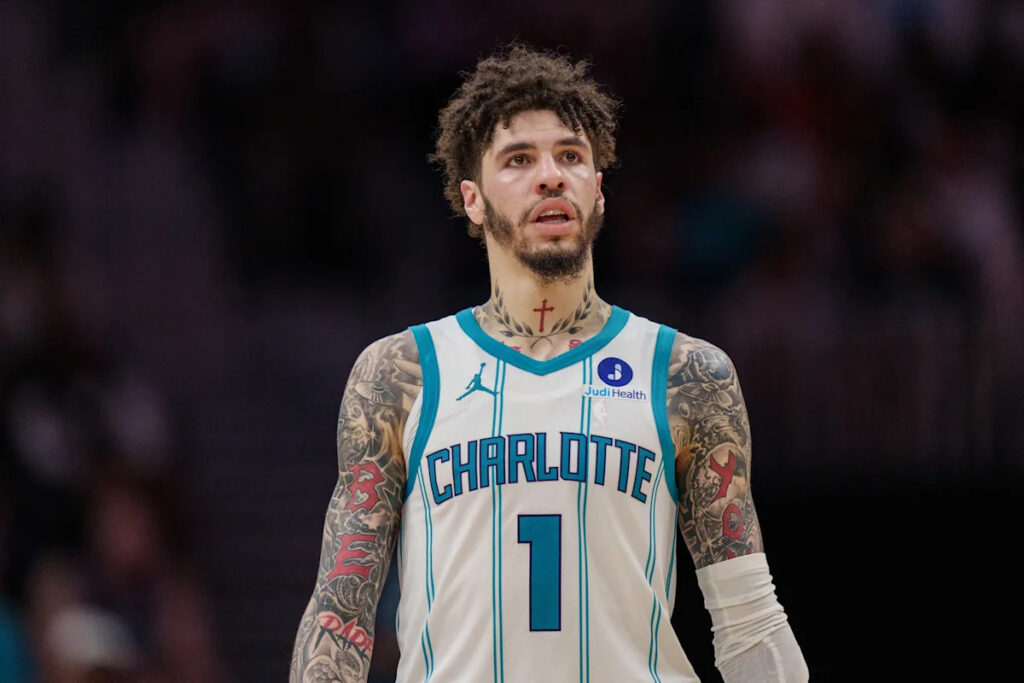 Hornets reportedly trading LaMelo Ball, Josh Green to Timberwolves for Naz Reid, draft picks