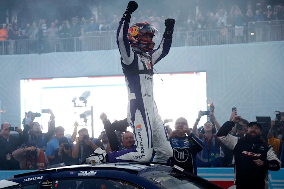 Shane van Gisbergen, Trackhouse Racing Chevrolet