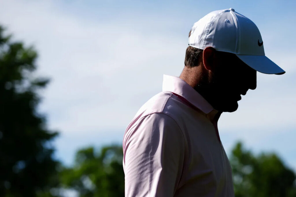 Scottie Scheffler does not hold back at caddie after water ball
