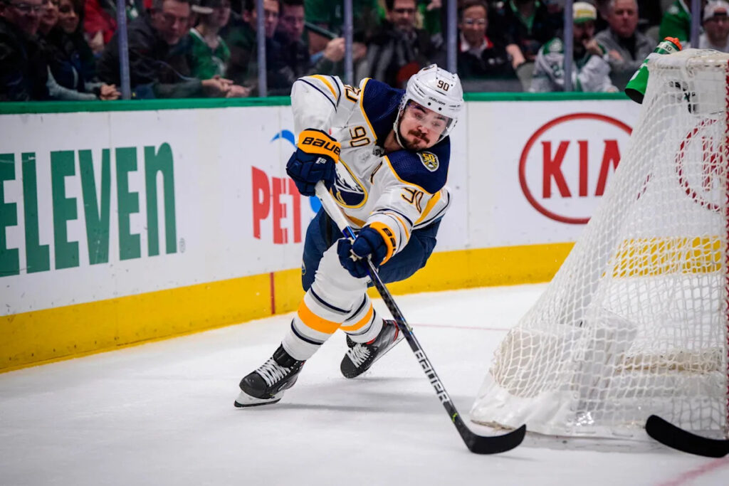 Ex-Sabres Forward Signs Overseas After Strong NHL Season