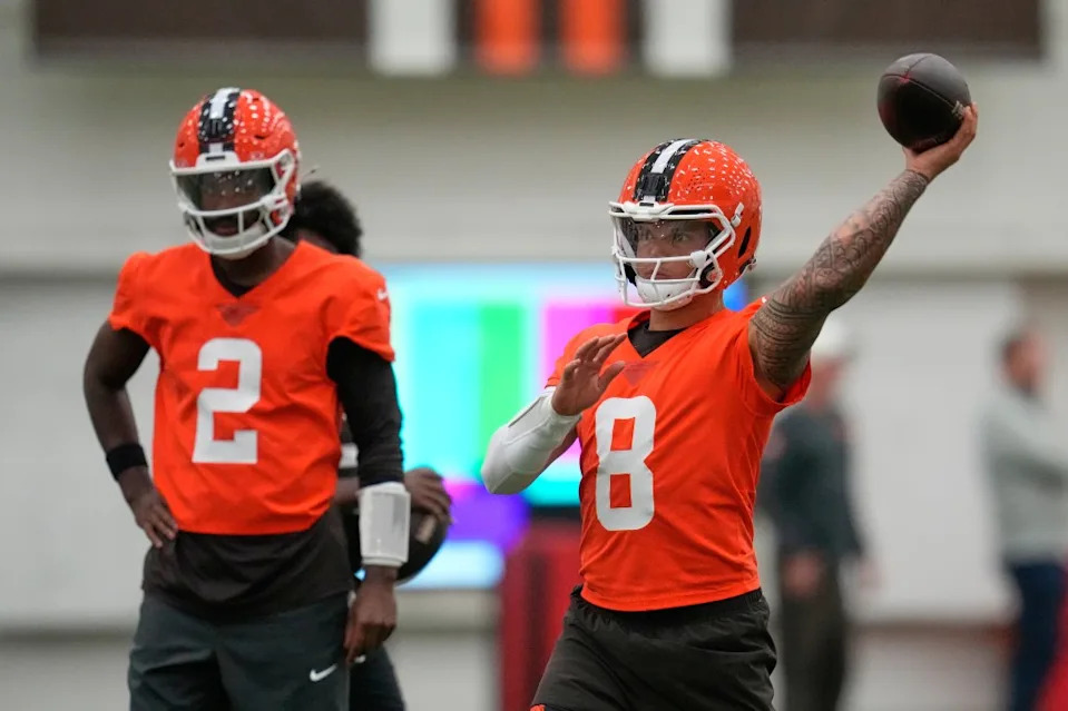 Both <a class="link " href="https://sports.yahoo.com/nfl/players/41930/" data-i13n="sec:content-canvas;subsec:anchor_text;elm:context_link" data-ylk="slk:Shedeur Sanders;sec:content-canvas;subsec:anchor_text;elm:context_link;itc:0" data-yga="{"yLinkElement":"context_link","yModuleName":"content-canvas","yLinkText":"Shedeur Sanders","ySubModuleName":"anchor_text","yHasCommerce":false}">Shedeur Sanders</a> and Dillon Gabriel at Brown’s practice AP Photo/Sue Ogrocki
