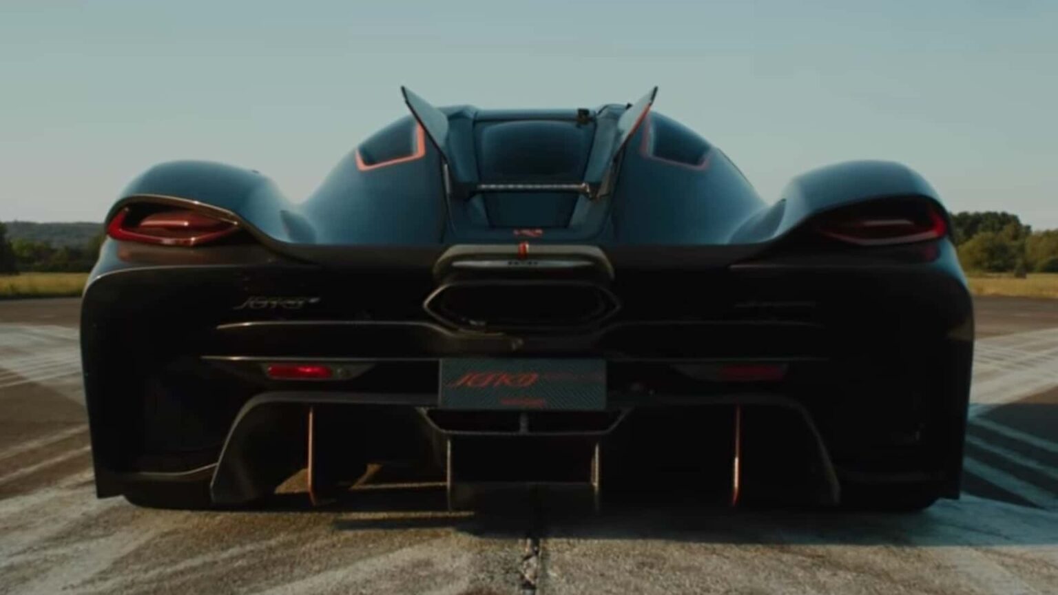 The Production Car With The Highest Speed In The Quarter Mile