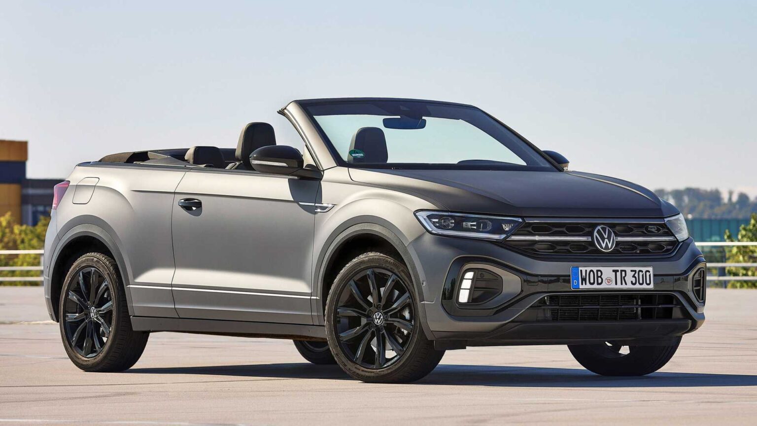 Trouble For VW’s Only Convertible: Demand Sinks, Output Falls