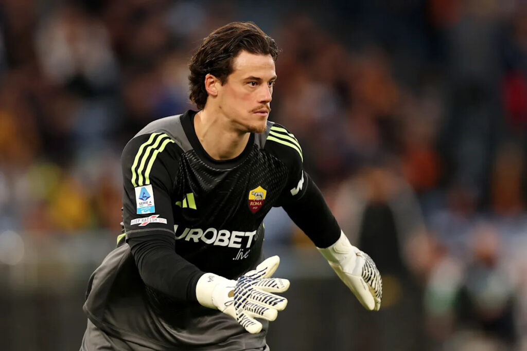Juve, huge bid for Svilar! Carnevali 🙅‍♂️ Frattesi, Roma-Moreira 🤑 Juve, huge bid for Svilar! Carnevali 🙅‍♂️ Frattesi, Roma-Moreira 🤑