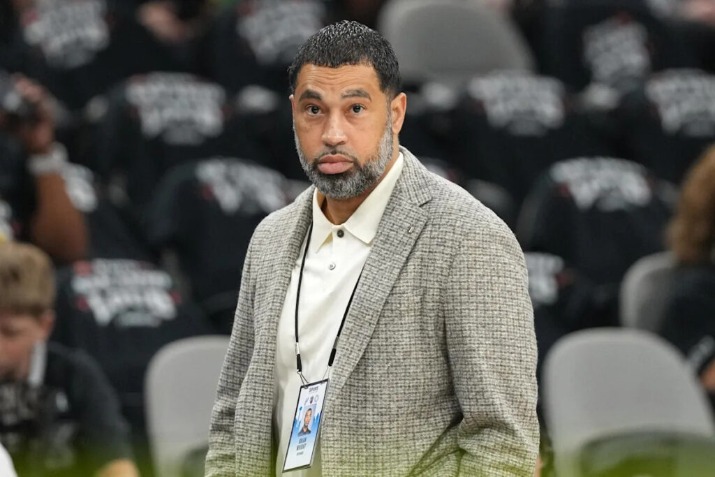 The Spurs enjoyed the last quiet offseason they’ll have for a while The Spurs enjoyed the last quiet offseason they’ll have for a while