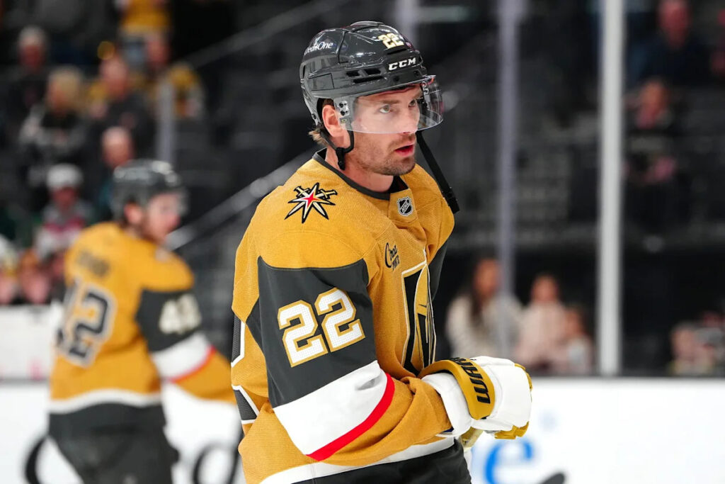 Blackhawks Sign Cole Smith To 3 Year Free-Agent Contract