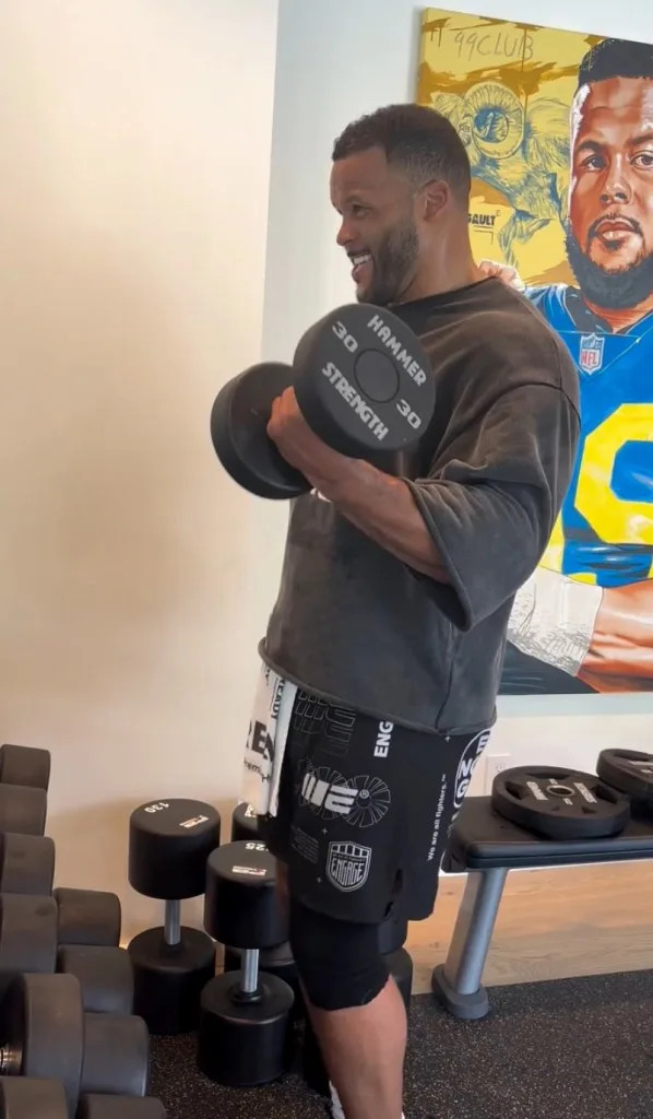 Donald drops workout video as Rams comeback rumors reach new heights. Instagram/aarondonald99