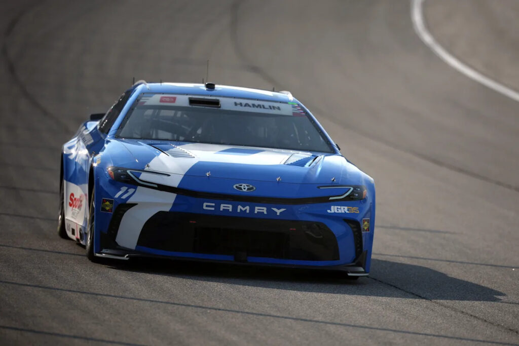 NASCAR to further inspect Denny Hamlin’s car after Chicagoland in 2026