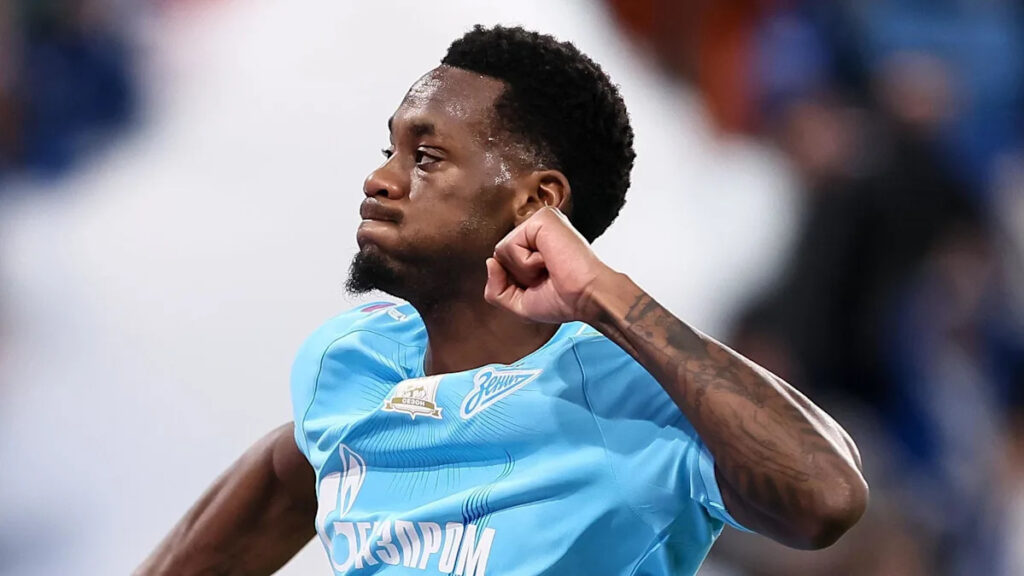 Ex-Villa striker Duran joins seventh club aged 22 Ex-Villa striker Duran joins seventh club aged 22