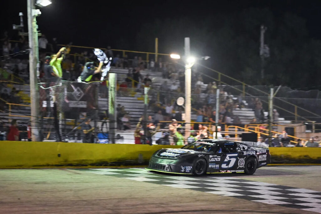 How Casey Johnson won the 47th Slinger Nationals, his biggest race victory How Casey Johnson won the 47th Slinger Nationals, his biggest race victory