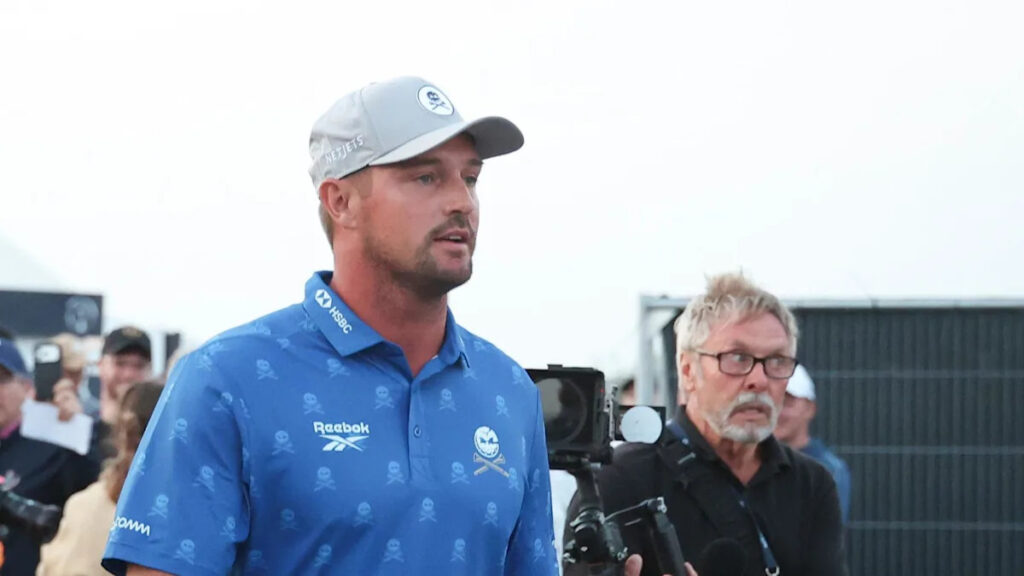 DeChambeau receives two-shot penalty in dramatic Open scenes DeChambeau receives two-shot penalty in dramatic Open scenes