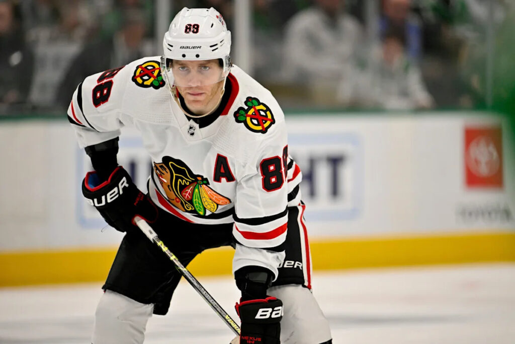 Veteran Patrick Kane reunites with Blackhawks on 2-year, M deal