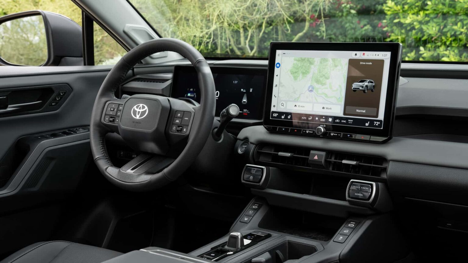 Toyota Removed The RAV4’s Buttons. Now It Might Bring Them Back Toyota Removed The RAV4’s Buttons. Now It Might Bring Them Back