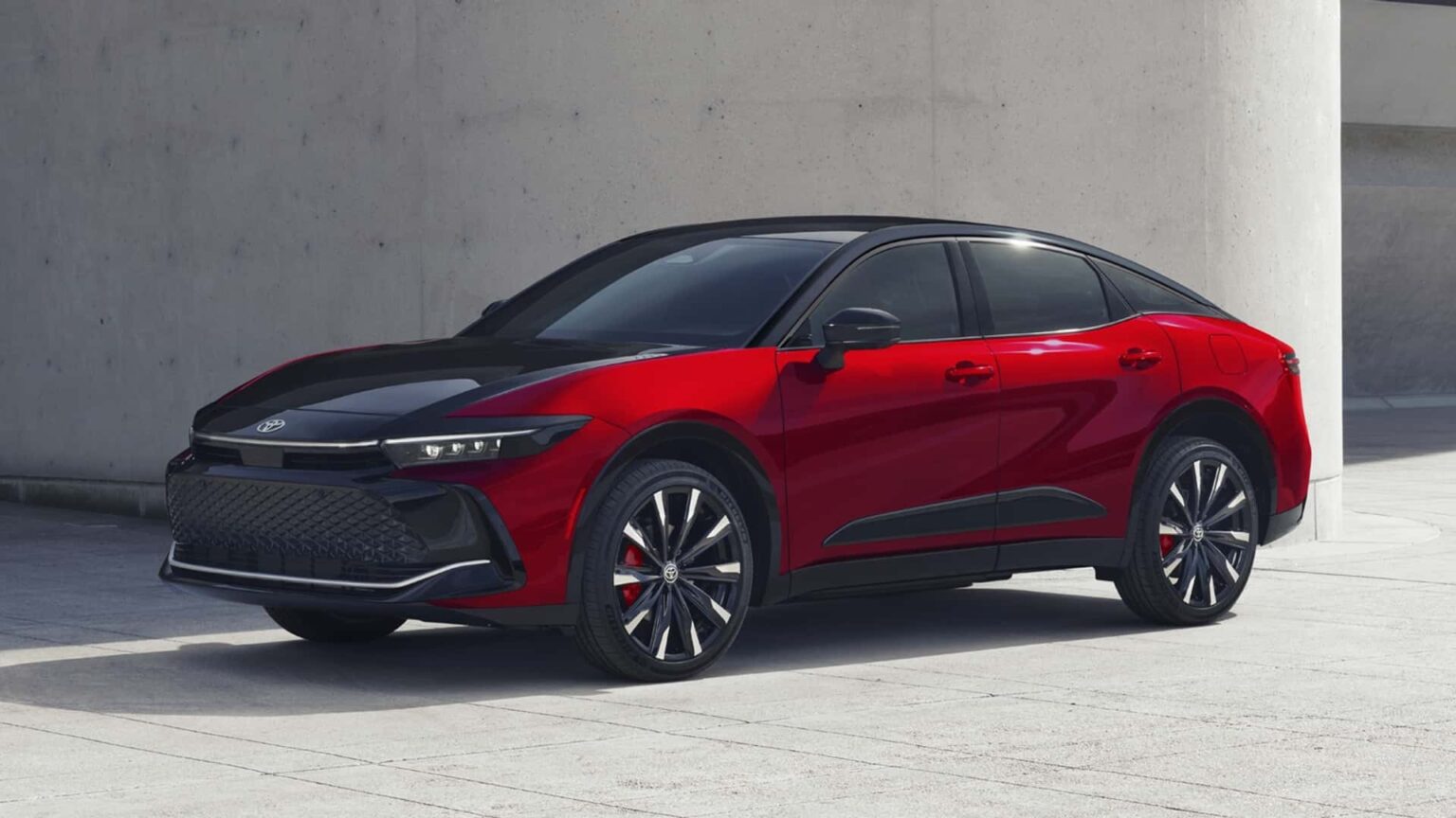 Toyota Upgrades Its Funkiest Model With A New Hybrid System Toyota Upgrades Its Funkiest Model With A New Hybrid System