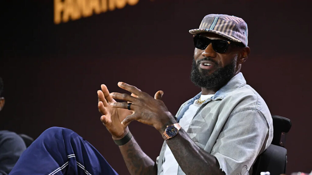 76ers players, NBA world react to LeBron James choosing to play for Philadelphia 76ers players, NBA world react to LeBron James choosing to play for Philadelphia