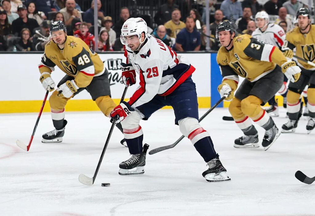 Penguins sign Hendrix Lapierre for two years