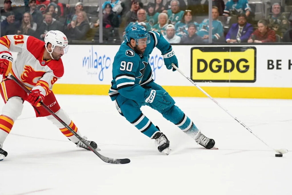Former Sharks Forward Signs in KHL