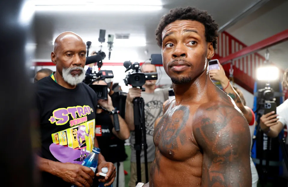 LAS VEGAS, NEVADA - JULY 20: Undefeated WBC/WBA and IBF welterweight champion Errol Spence Jr. finishes a media workout at Fight Capital Gym on July 20, 2023 in Las Vegas, Nevada. Spence is scheduled to defend his titles against undefeated WBO welterweight champion Terrance Crawford at T-Mobile Arena on July 29, 2023, in Las Vegas. (Photo by Steve Marcus/Getty Images)