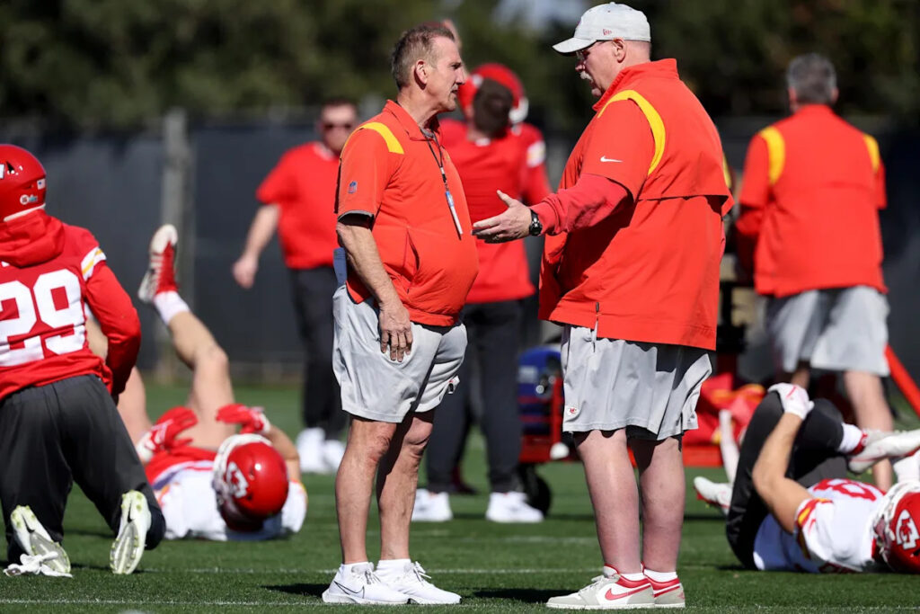 Let’s Argue: Can the Chiefs be top 10 in offense and defense in 2026? Let’s Argue: Can the Chiefs be top 10 in offense and defense in 2026?