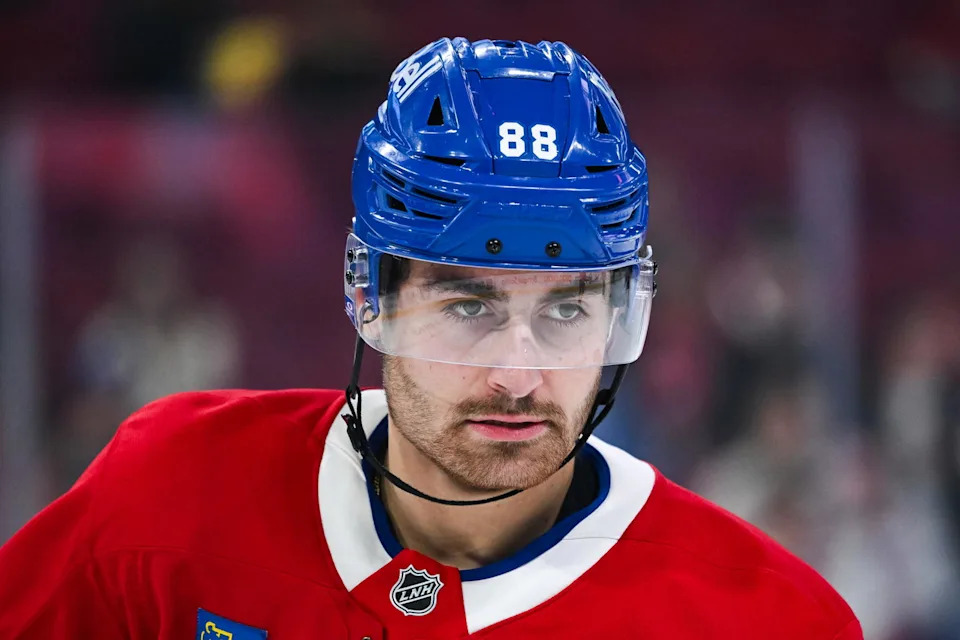 Columbus Blue Jackets Sign Luke Tuch