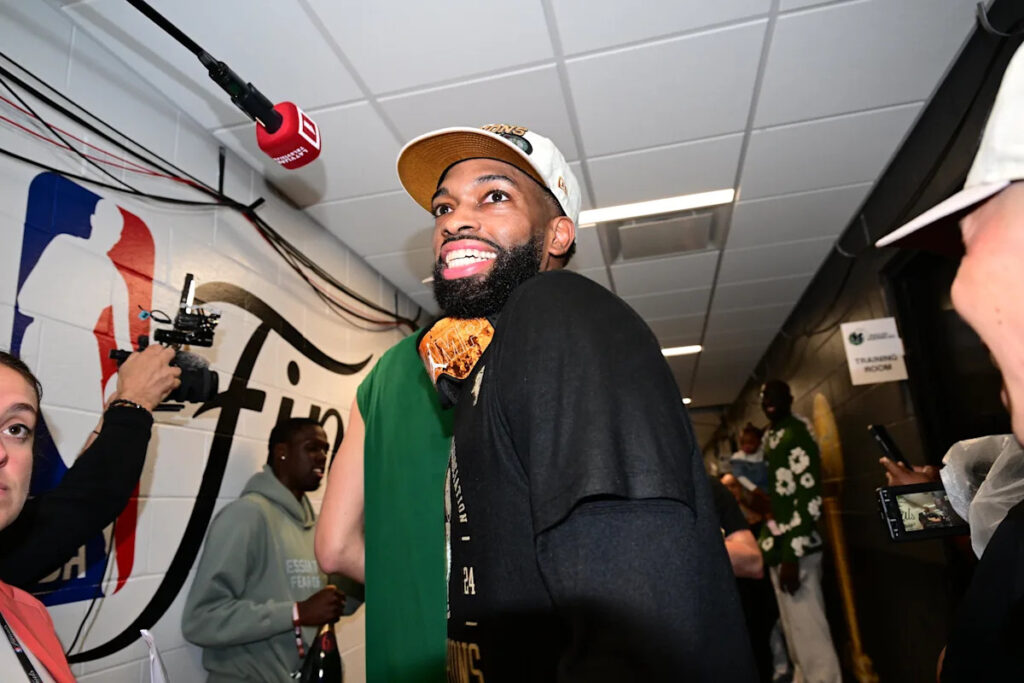 Amile Jefferson Update! – Yahoo Sports