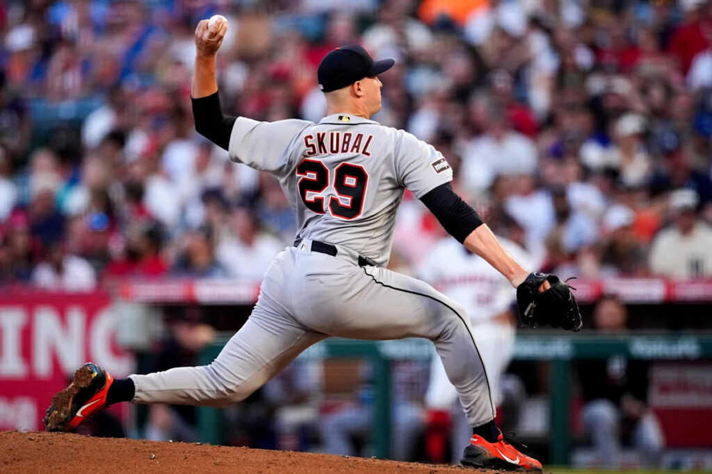 Braves News: Trade deadline, Martin Perez returns, more