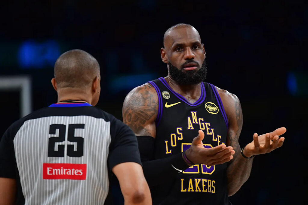 LeBron James free agency rumors, LIVE updates: When will he make a decision? LeBron James free agency rumors, LIVE updates: When will he make a decision?