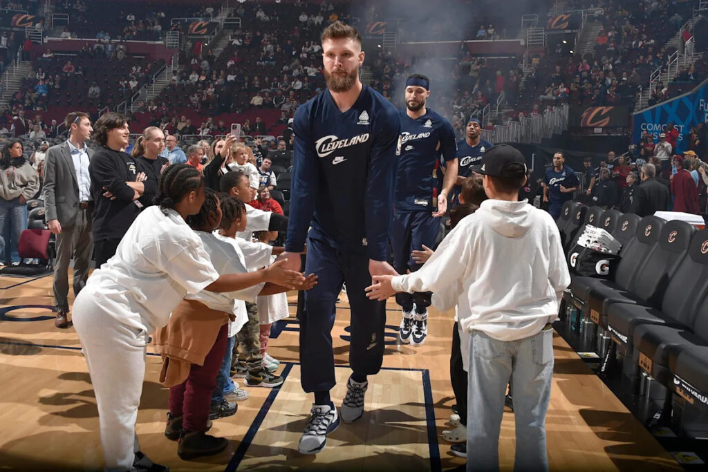 Cavs fail to retain starting small forward in free agency Cavs fail to retain starting small forward in free agency