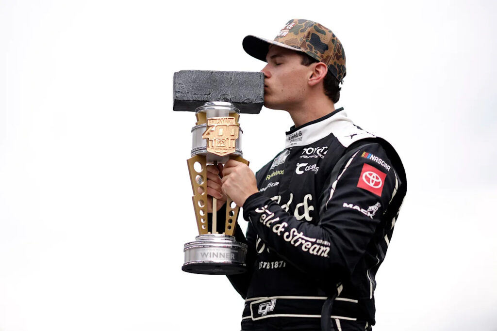 Winners and losers from a strategy-dominated Brickyard 400