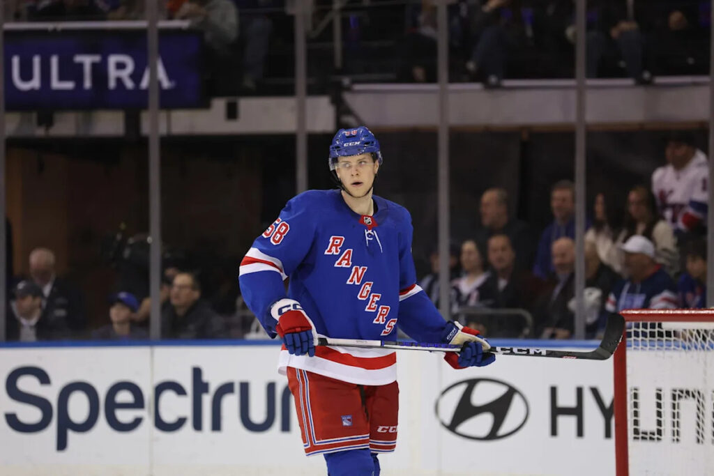 Hammers Add Hamilton Native To AHL Roster Hammers Add Hamilton Native To AHL Roster