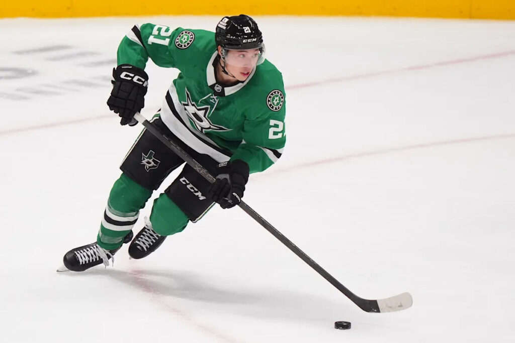 Jason Robertson set for 1 more season with Dallas Stars, who hope for more after M deal