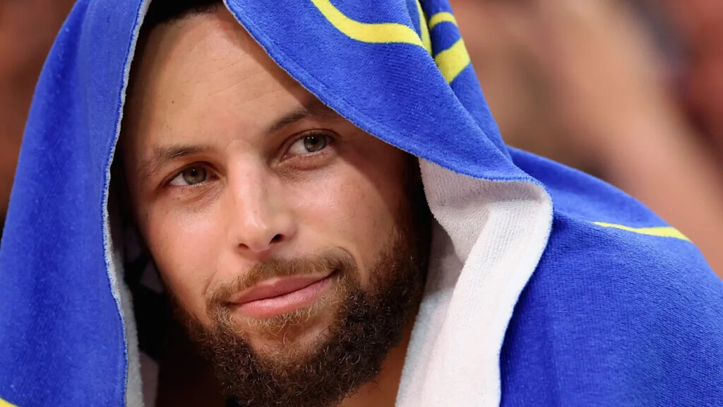 Stephen Curry to become first active player with exhibit in Basketball Hall of Fame Stephen Curry to become first active player with exhibit in Basketball Hall of Fame