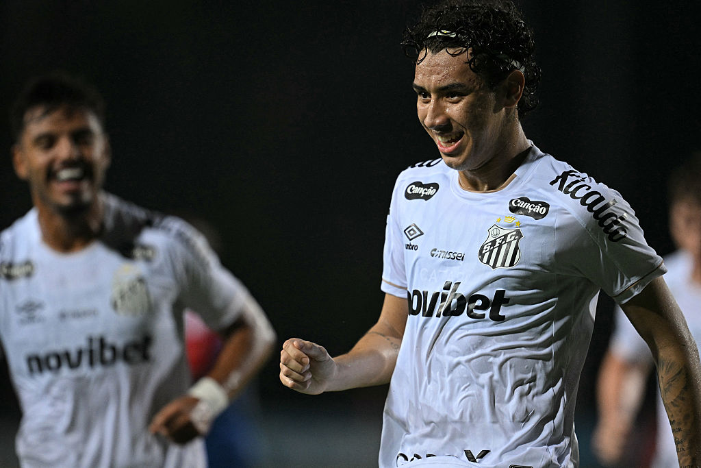 📹 Santos cruise in Venezuela, one and a half feet in Sula last 16 📹 Santos cruise in Venezuela, one and a half feet in Sula last 16