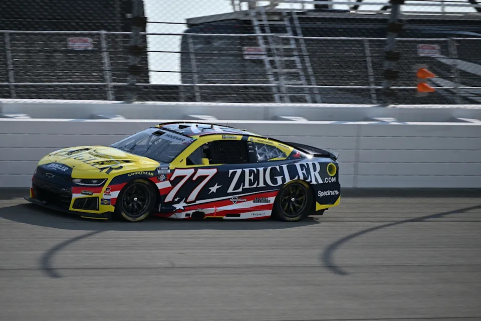 Carson Hocevar, Spire Motorsports