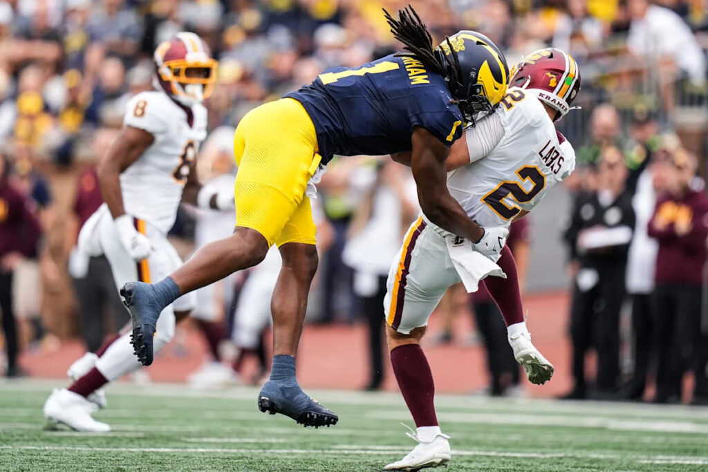 One prediction for training camp, inside linebackers edition One prediction for training camp, inside linebackers edition
