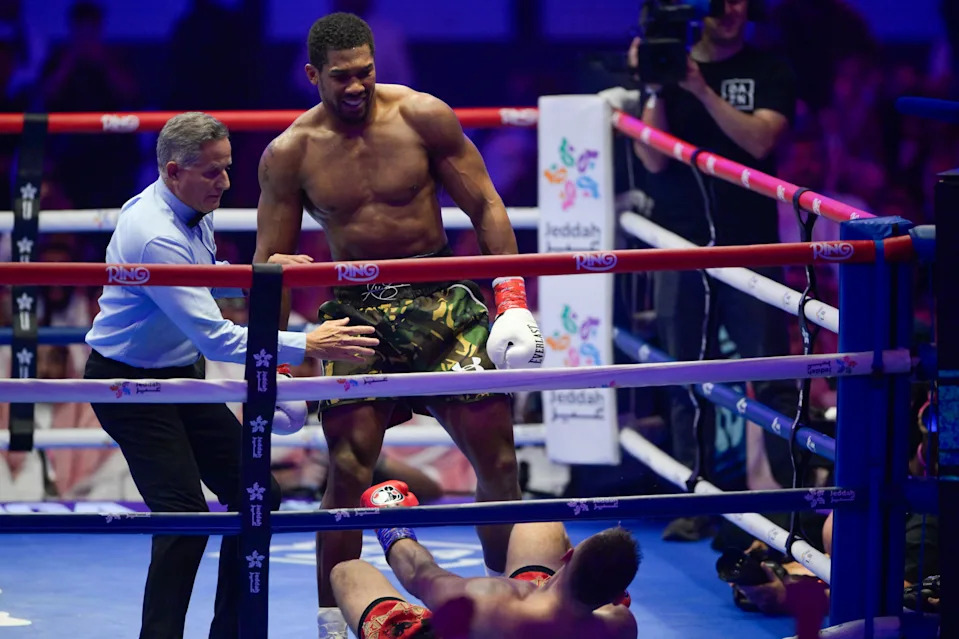 JEDDAH, SAUDI ARABIA - JULY 25: Anthony Joshua knocks out Kristian Prenga for victory of the Heavyweight contest fight between Anthony Joshua and Kristian Prenga in the Anthony Joshua v Kristian Prenga: The Comeback fight night at Jeddah Superdome on July 25, 2026 in Jeddah, Saudi Arabia. (Photo by Khalid Alhaj/MB Media/Getty Images)