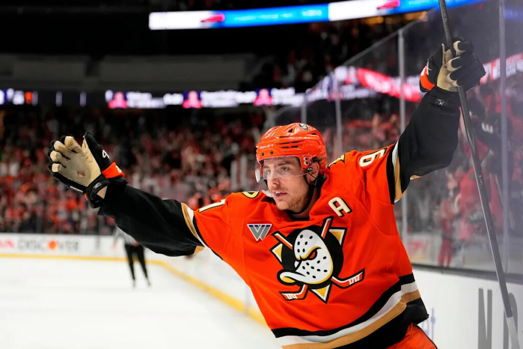 Ducks make million Leo Carlsson decision after jaw-dropping Flyers offer sheet Ducks make million Leo Carlsson decision after jaw-dropping Flyers offer sheet