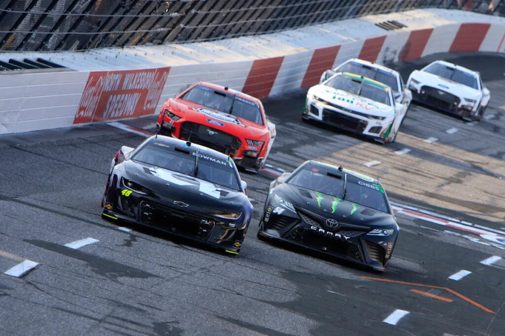 “I Risked a Lot of Money”- Sudden Points Collapse Has NASCAR Driver Publicly Defending His Cup Series Career “I Risked a Lot of Money”- Sudden Points Collapse Has NASCAR Driver Publicly Defending His Cup Series Career