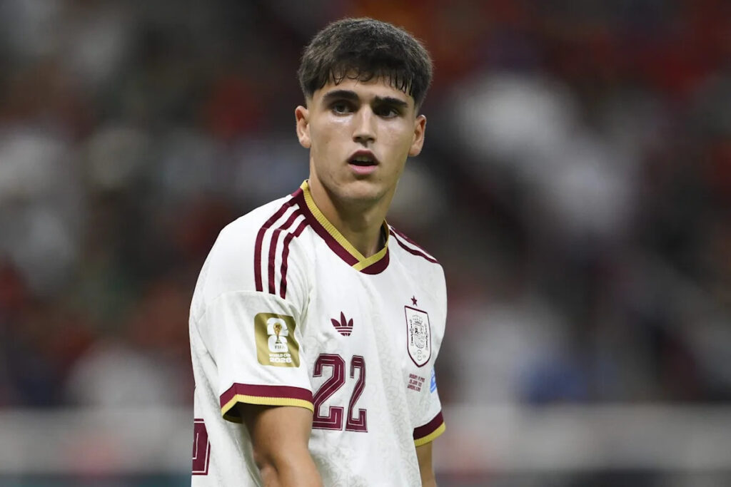 Barcelona wonderkid admits facing Cristiano Ronaldo would be unforgettable: ‘We all know his history’