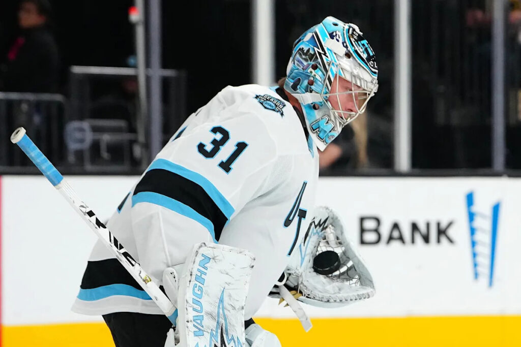 Buffalo Sabres Sign Former Utah Goaltender