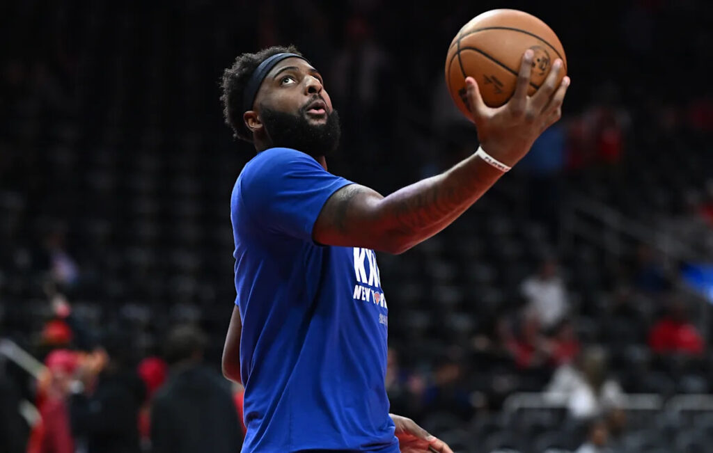 Former Knicks C Mitchell Robinson says knuckle injury before NBA Finals was from hitting ‘hand on a truck’