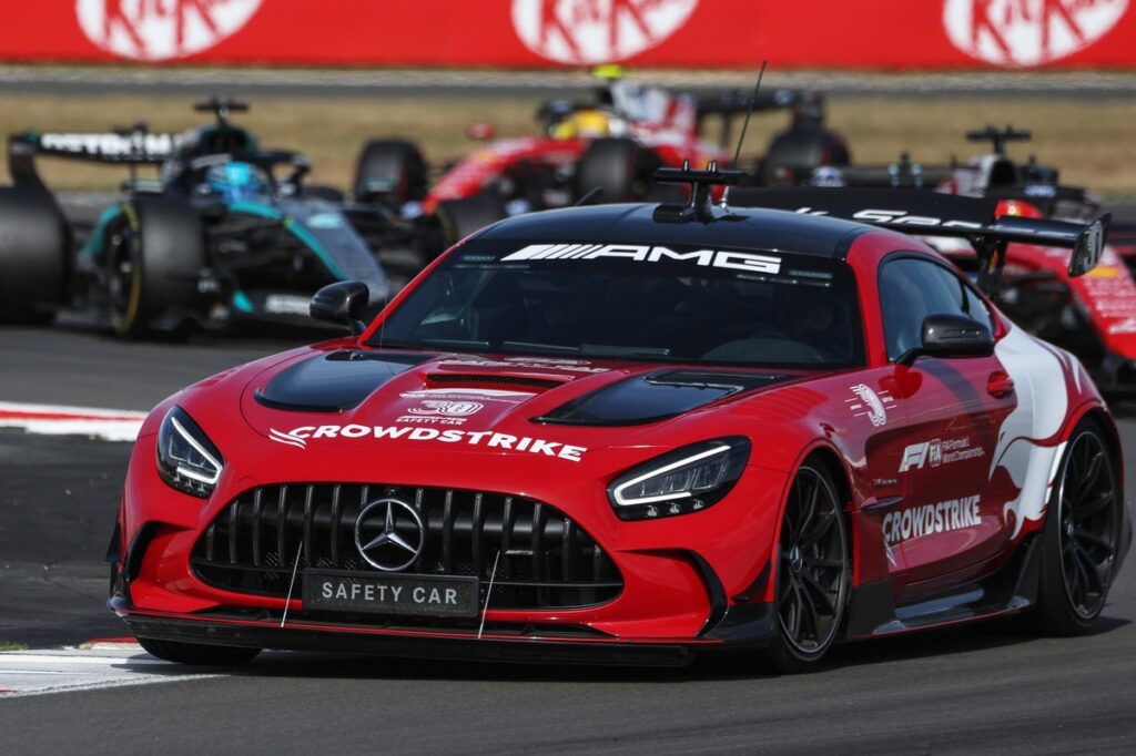 Should the British GP ending cause a change in F1 safety car rules?
