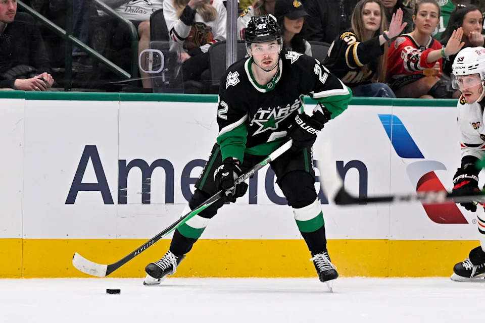 Mar 8, 2026; Dallas, Texas, USA; Dallas Stars center Mavrik Bourque (22) skates against the Chicago Blackhawks during the third period at the American Airlines Center. Mandatory Credit: Jerome Miron-Imagn Images
