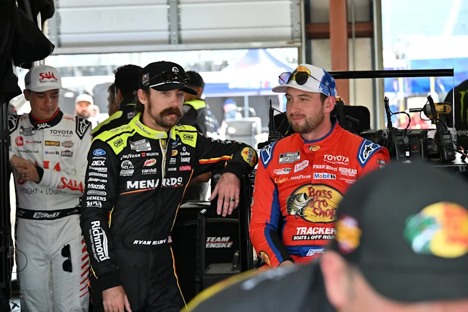 Ryan Blaney, Team Penske, Chase Briscoe, Joe Gibbs Racing