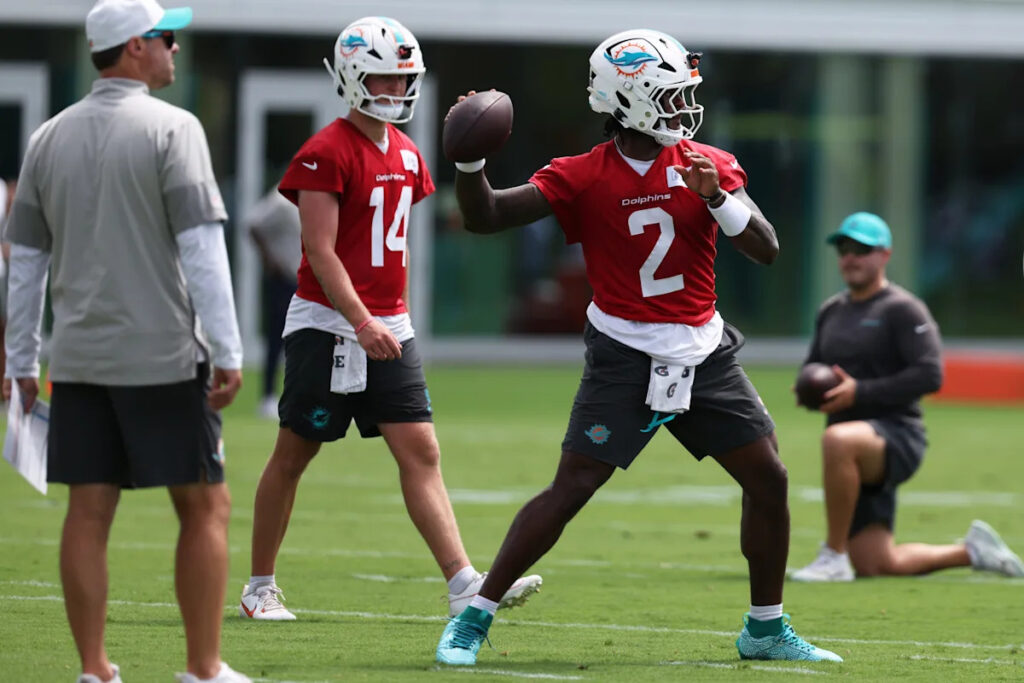 4 NFL teams having the most puzzling offseasons: What are Colts, Jaguars doing?