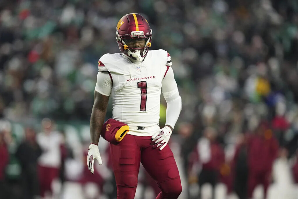 Should the Bills be in on these available free agents?