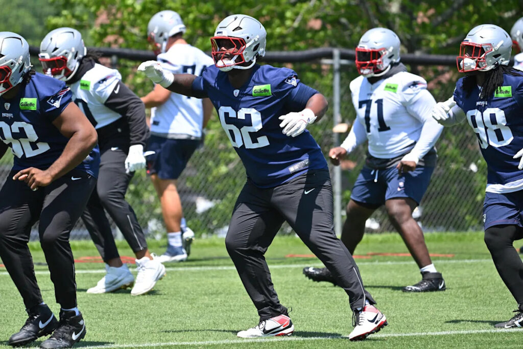 What waiving Travis Shaw means for the Patriots